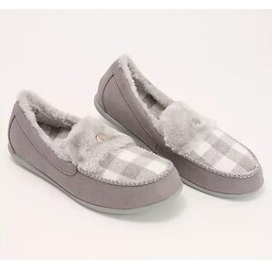 REVITALIGN Gray Plaid Women's Slippers fits like  size 8